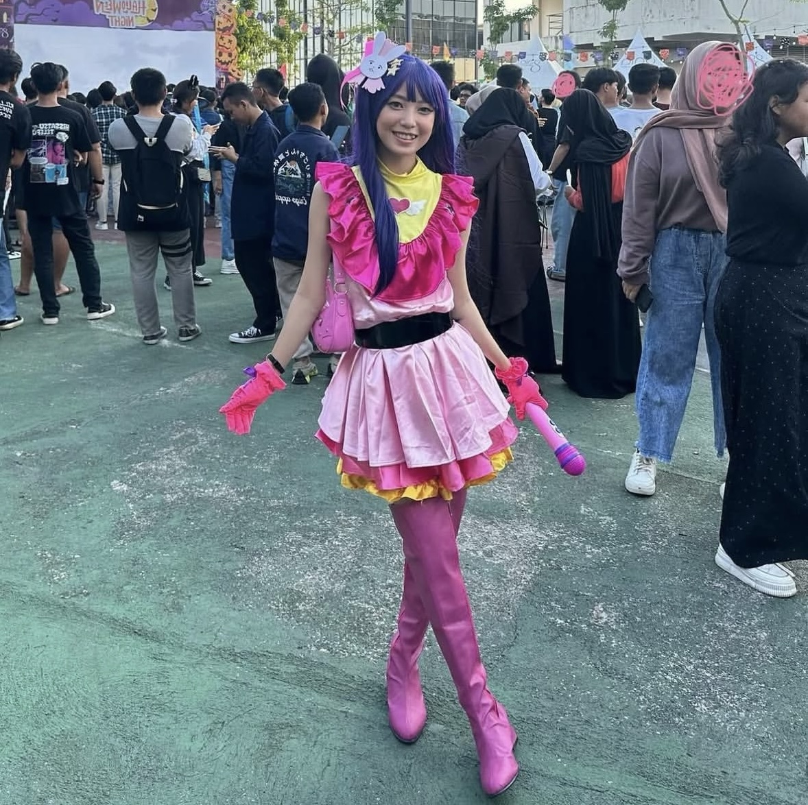 Ai Hoshino - Foto 2